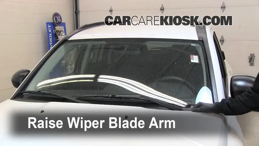 2011 Jeep Compass 2.4L 4 Cyl. Windshield Wiper Blade (Front)